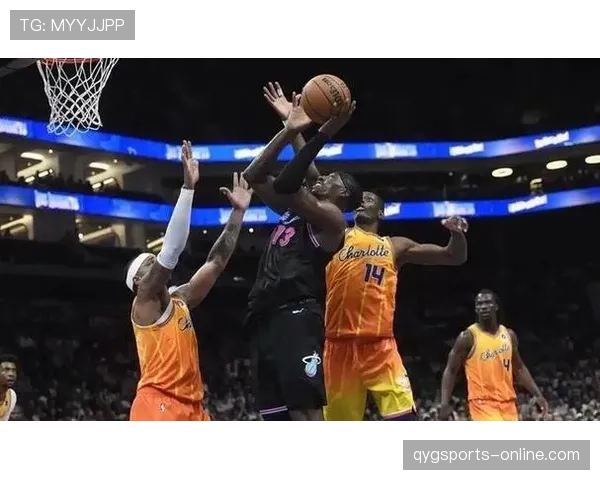 希罗突破拉开与热火队内线的差距 提升关键时刻得分效率