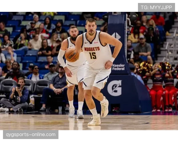 罗斯以挡拆代替昔日单打吸引约基奇创造空位